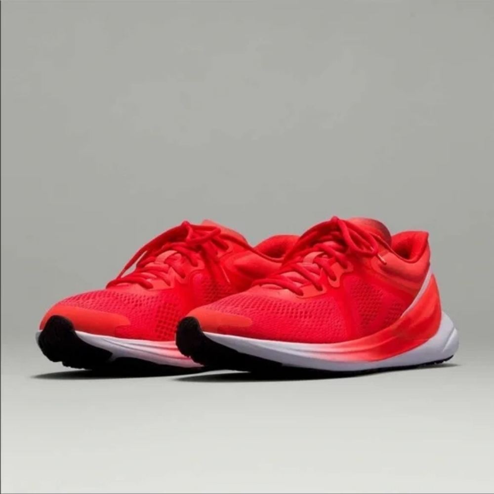 Lululemon Blissfeel 2 Running Shoe W6